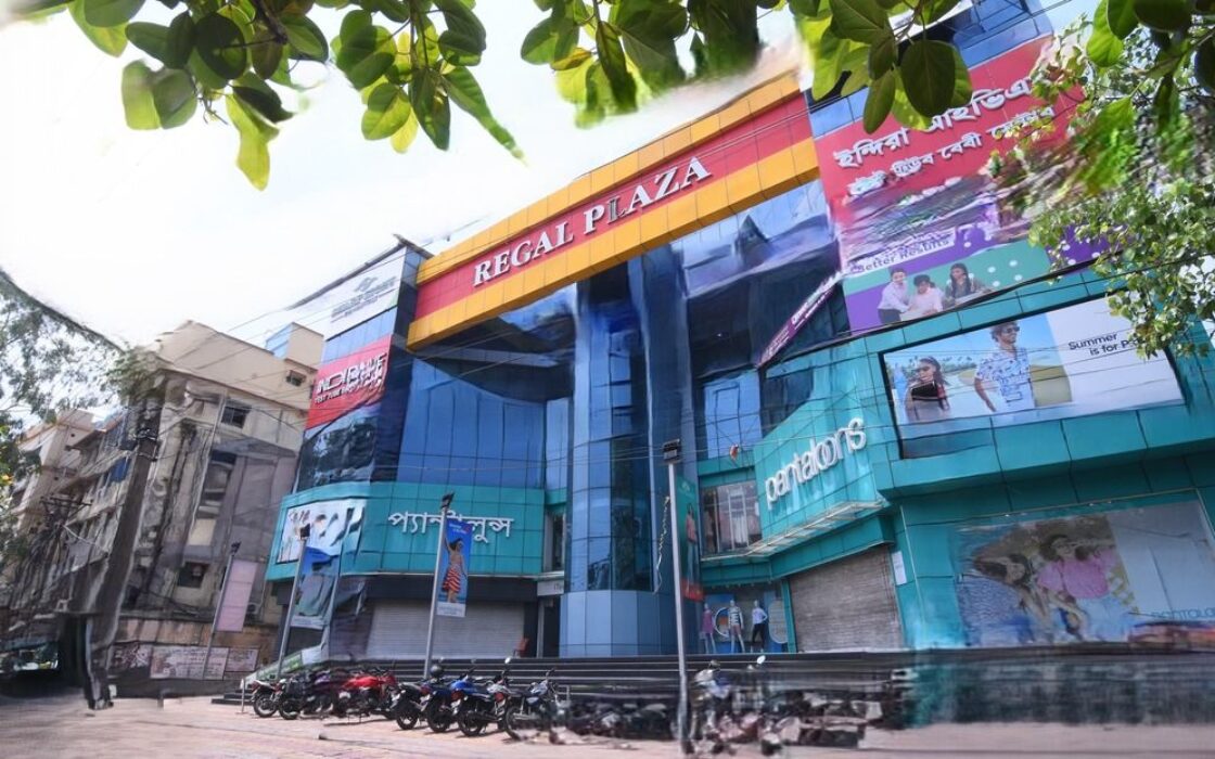 Regal Plaza